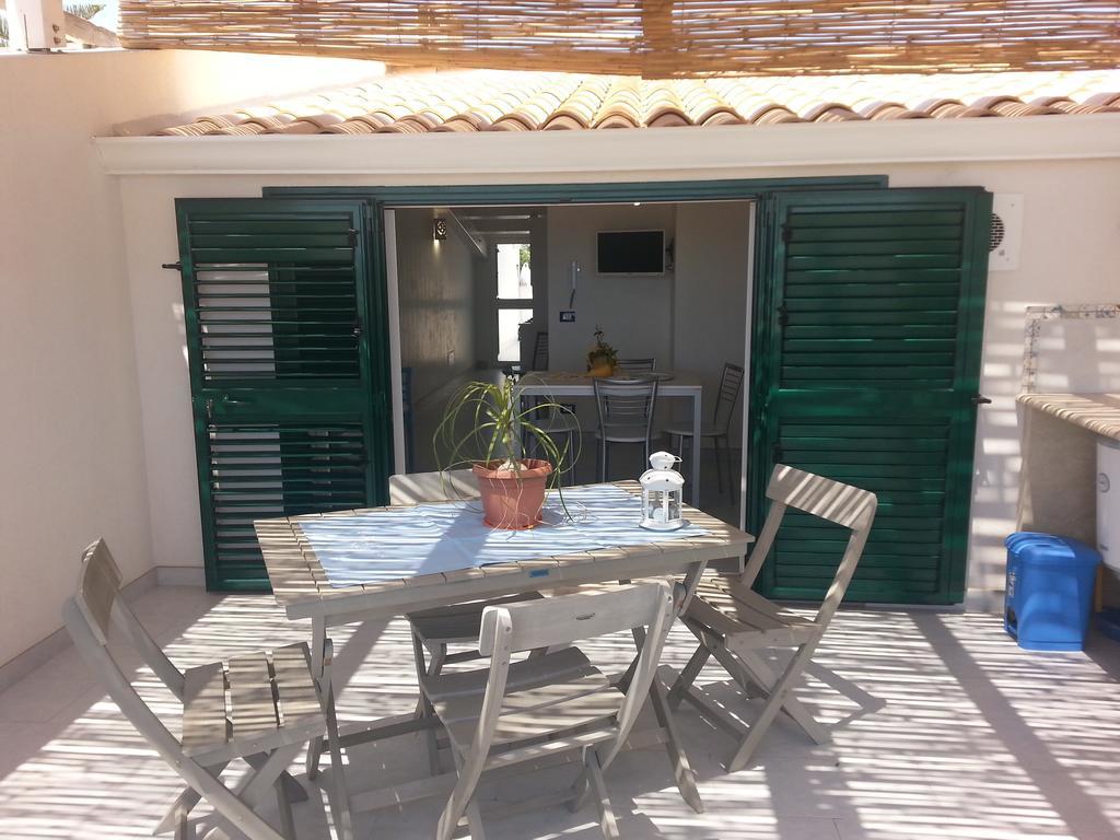 Casa Rok Villa Donnalucata  Buitenkant foto