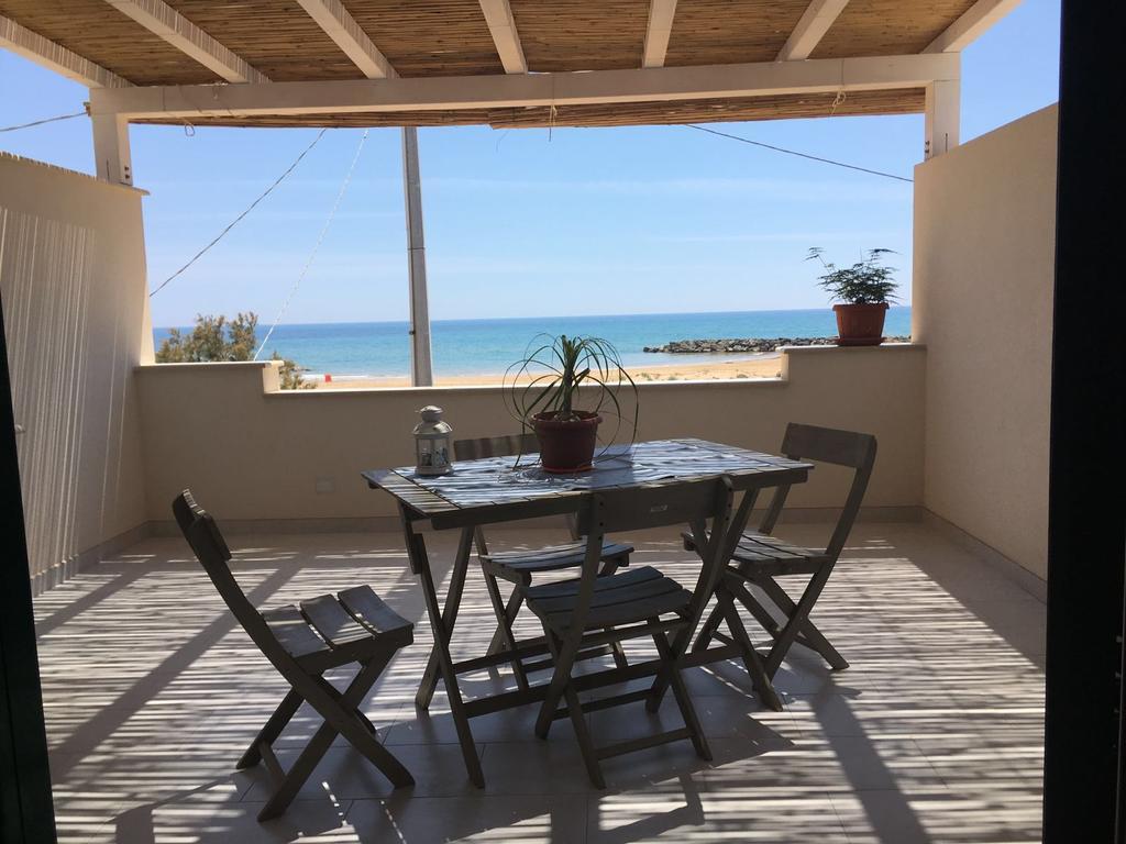Casa Rok Villa Donnalucata  Buitenkant foto